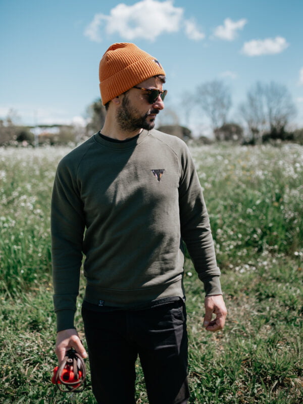 RUSSELL • embroidered crewneck sweatshirt • forest green